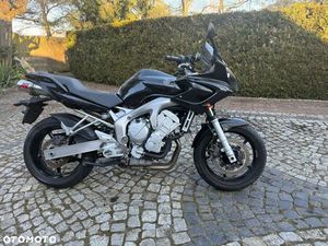 YAMAHA FZ6