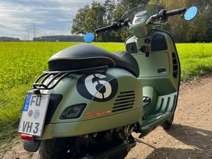 VESPA SEI GIORNI 300