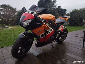 HONDA CBR 1000 RR FIREBLADE