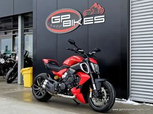 2023 DUCATI DIAVEL V4 DUCATI RED