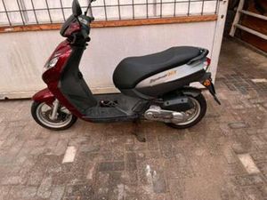 PEUGEOT KISBEE 2012 — SCOOTERS | PEUGEOT — MARKTPLAATS