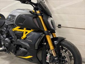 [PRO] DUCATI DIAVEL 1260S BLACK AND STEEL