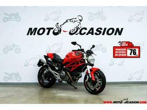 DUCATI - MONSTER 696
