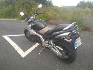 SUZUKI - GSR 600