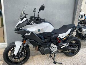 BMW - F 900 XR