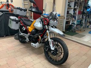 MOTO GUZZI V85TT