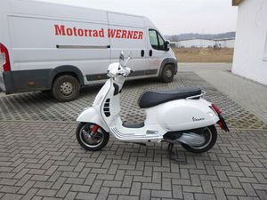 VESPA GTS 300 SUPER