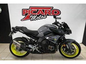 YAMAHA MT-10 2017 – 25 960 KM – AKRAPOVIC – SELLE CONFORT – LED – SUPPORT COURT – TRÈS BEL ÉTAT