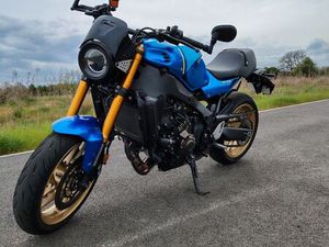YAMAHA XSR 900