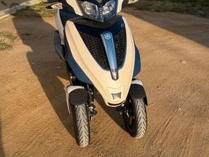 PIAGGIO 300 MP3