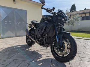 YAMAHA MT-10 2022