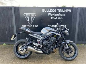 2024 TRIUMPH STREET TRIPLE 765 R FOR SALE IN WOKINGHAM