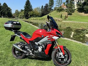 BMW S1000XR