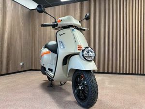 VESPA GTV 300 E5 BEIGE AVVOLGENTE Q03