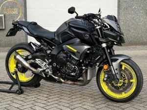 YAMAHA MT10 NIGHT FLUO SC PROJECT CARBON BOMVOL 1E EIGENAAR — MOTOREN | YAMAHA — MARKTPLAATS