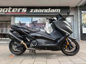YAMAHA T-MAX 560 TECHMAX 2020 MET 1770 KM AKRAPOVIC MALLOSSI — MOTOREN | YAMAHA — MARKTPLAATS