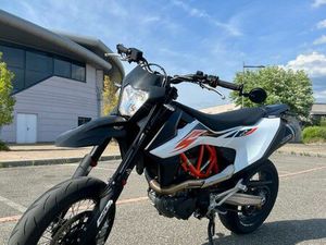KTM 690 SMCR