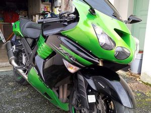 KAWASAKI 1400ZZR