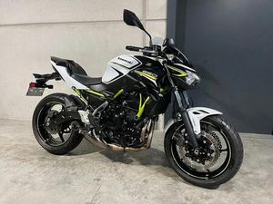 ② KAWASAKI Z650 PERFORMANCE IN PRACHTIGE STAAT