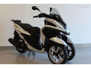YAMAHA TRICITY 125 ABS 2015 PREMIERE MAIN GARANTIE PRO