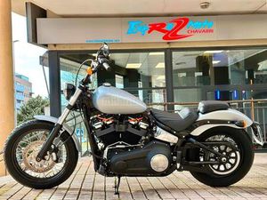 HARLEY DAVIDSON - STREET BOB