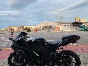 KAWASAKI - ZX6R LIMITADA EN PAPELES A2