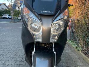 HONDA S WING 125- TOP ZUSTAND