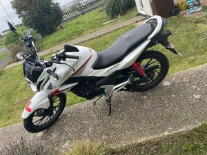 HONDA CB125F NAKED PETROL MANUAL EURO 4 (11 PS) 125 CC