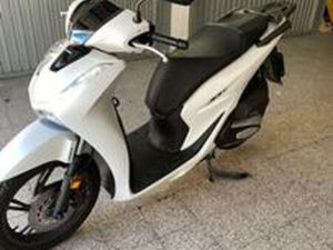 PRIVATO VENDE HONDA SH 125 SPORT