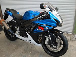 SUZUKI GSX-R 600