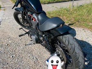 HARLEY-DAVIDSON SPORTSTER NIGHTSTER