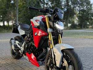 FULL OPTION/TOPUITVOERING