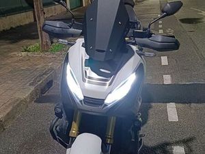 HONDA X-ADV 750