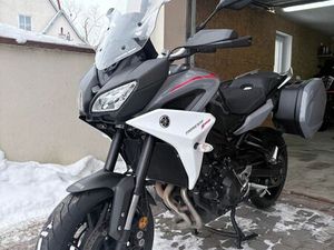 YAMAHA TRACER