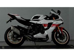 YAMAHA R1 1000 EURO 5 998 CC