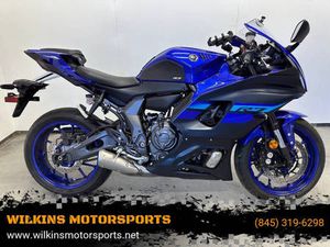 2024 YAMAHA YZF-R7