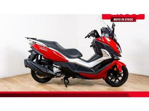 VENDO SYM CRUISYM 300 (2017 - 20) USATA A FIRENZE (CODICE 9920824) - MOTO.IT