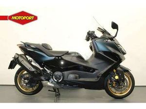 YAMAHA TMAX 560 TECH MAX ZWART