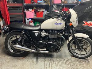 TRIUMPH BONNEVILLE 865 865 CC