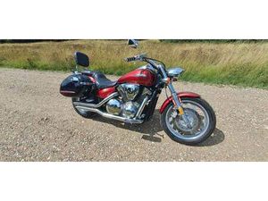 HONDA, 2009, 1300 (CC)