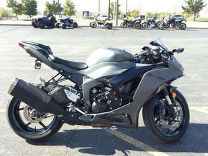 2025 KAWASAKI NINJA ZX-6R ABS KRT EDITION