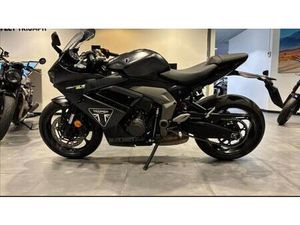 VENDO TRIUMPH DAYTONA 660 (2024 - 26) USATA A ROMA (CODICE 9921743) - MOTO.IT