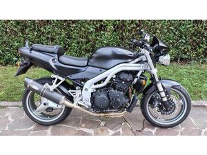 VENDO TRIUMPH SPEED TRIPLE 955 (2002 - 04) USATA A SARONNO (CODICE 9921482) - MOTO.IT
