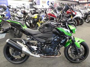 KAWASAKI Z400 -2019 - 12,440 MILES AT PENRITH MOTORCYLES