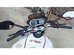 MV AGUSTA BRUTALE 1090 R BIANCO