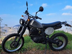 YAMAHA TTR 600