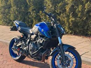 YAMAHA MT07 A2 - AKRAPOVIC - QUICKSHIFTER - NL/1E EIG. — MOTOREN | YAMAHA — MARKTPLAATS
