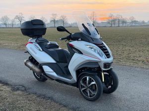 PEUGEOT METROPOLIS 400 ABS TCS TOPCASE PKW-FÜHRERSCHEIN