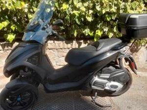 PIAGGIO YUORBAN MP3 300