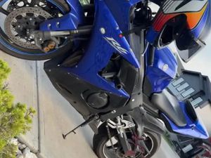 2006 YAMAHA R6-S